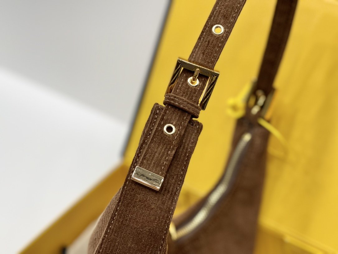 New Arrival Bags Fendi 200