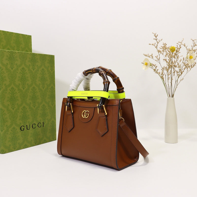 GGG - Bags District - 025