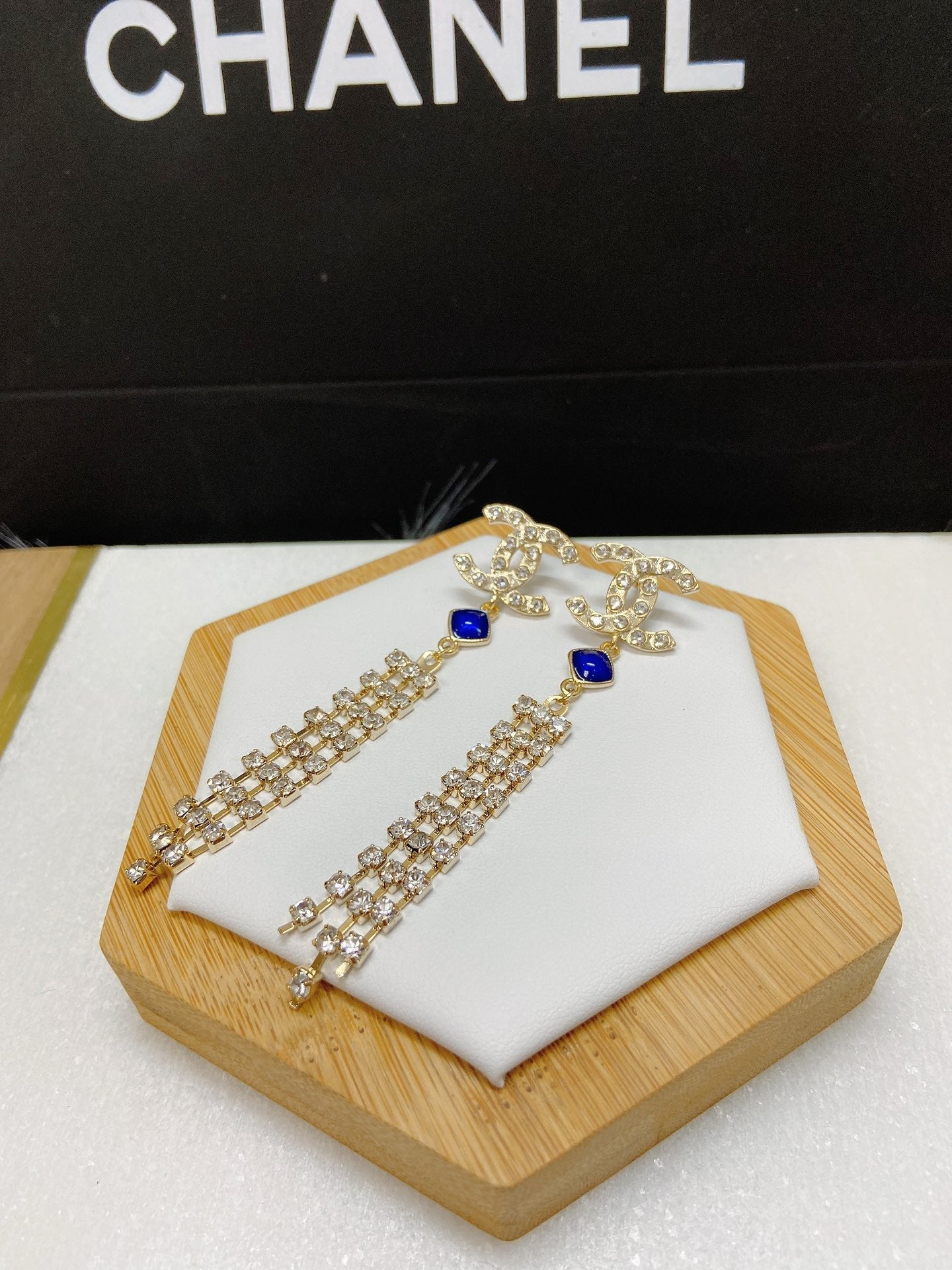 BG - Holiday Earring chanel 010