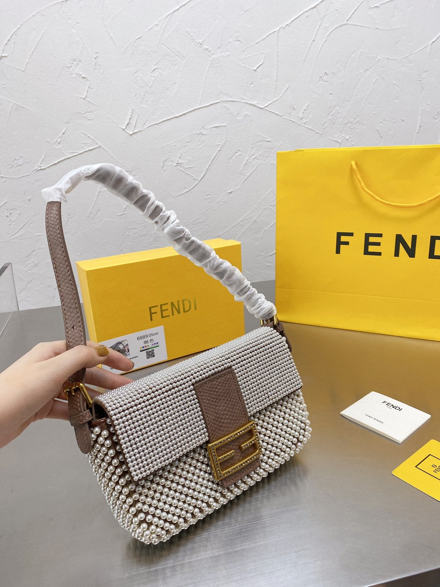 Luxury  Bags Fendi 230