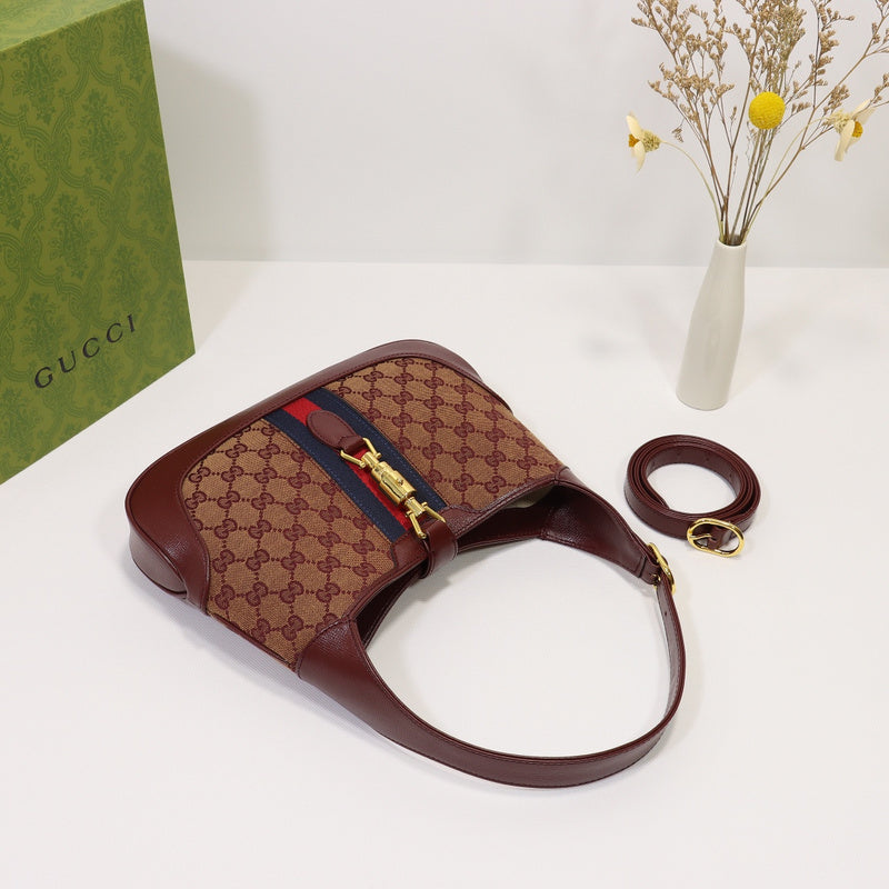 GGG - Bags District - 053