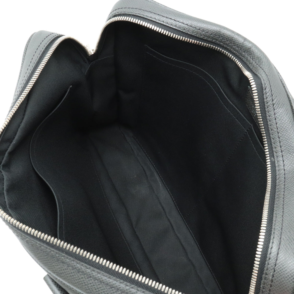 Louis Vuitton Tiger PDV Port Documentary Voyager PM Business Bag 2WAY Oldwares M30638