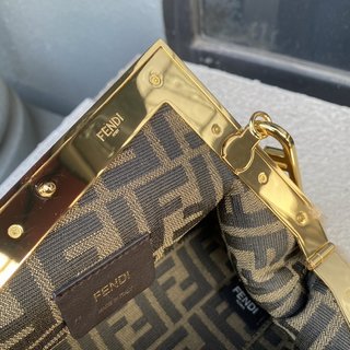 FDI - Bags District - 087