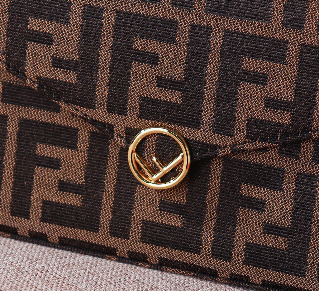 Luxury  Bags Fendi 068