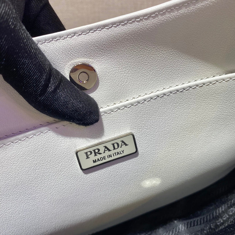 PDA - Bags District - 026