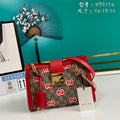 Gucci   Luxury Bags  1383