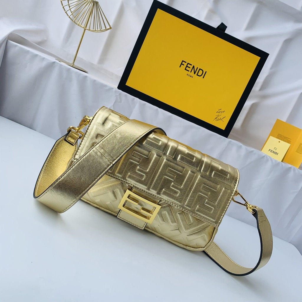 Luxury  Bags Fendi 179