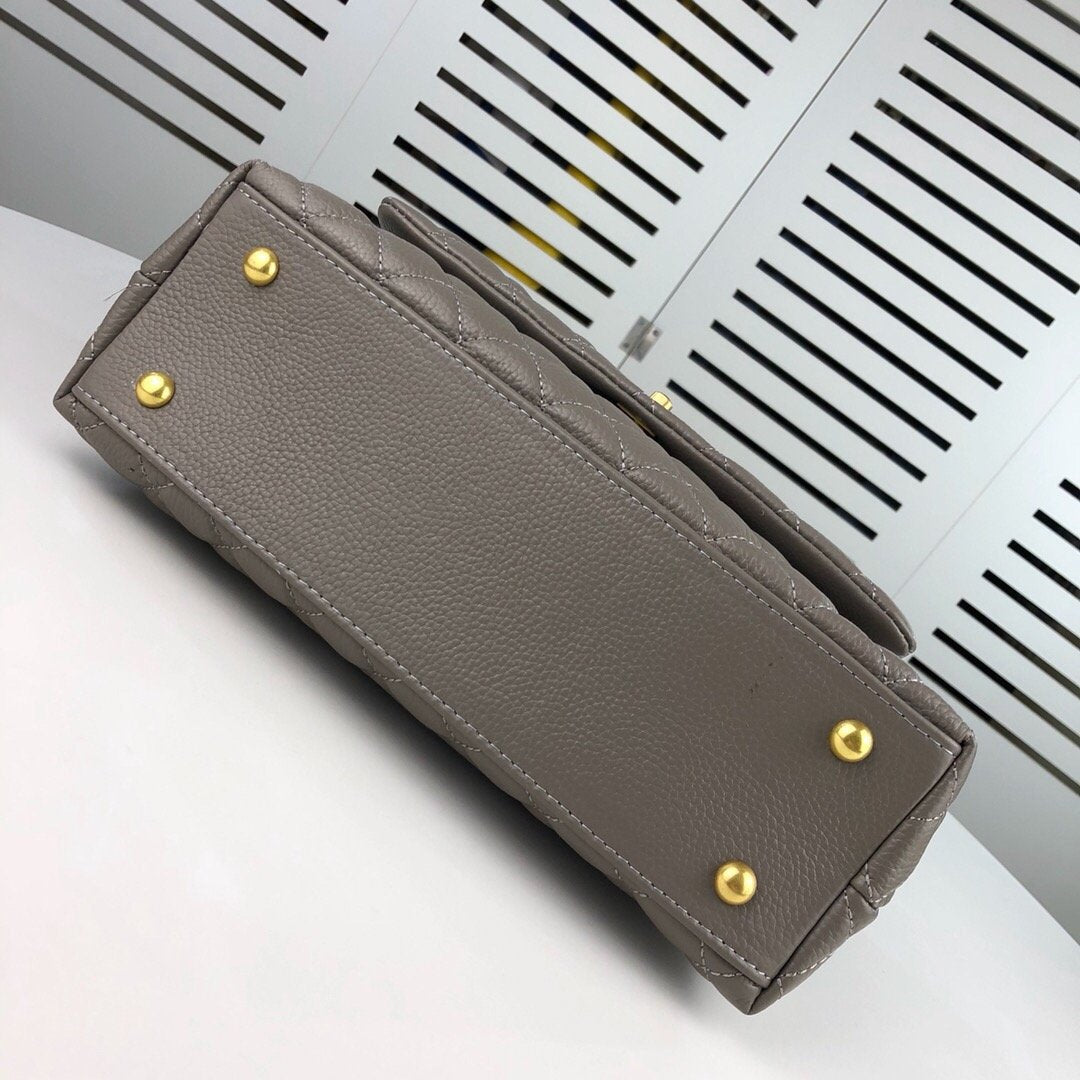 Designer Handbags Chanel 216