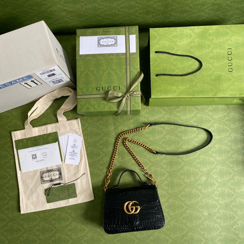 Gucci   Luxury Bags  1131