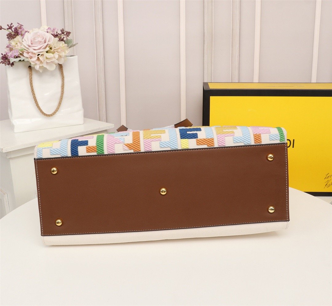 Designer Handbags Fendi 089