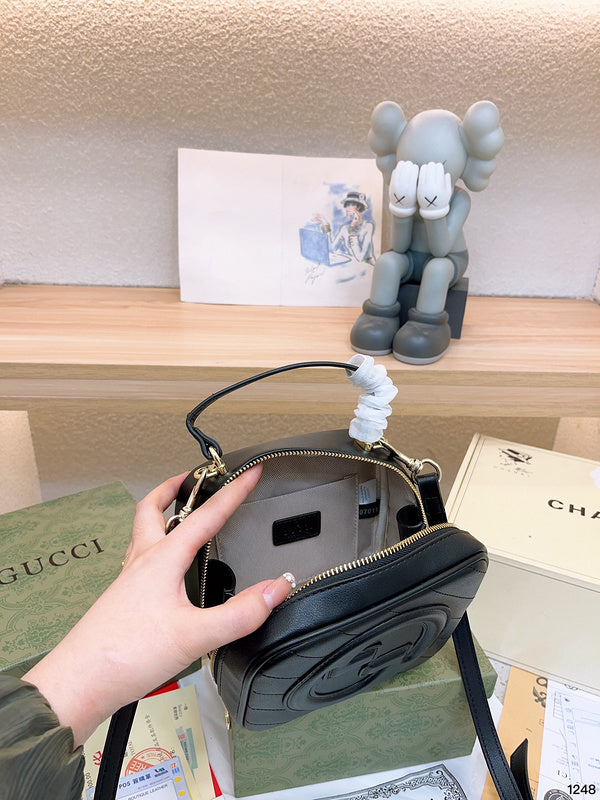 Luxury - Gucci Bags - 137