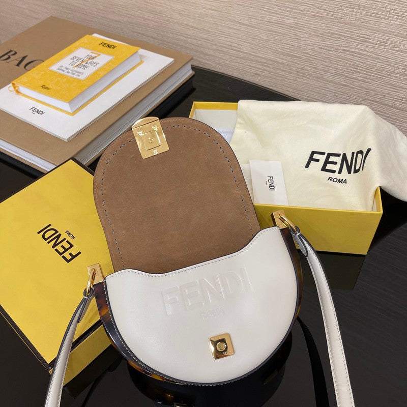 FDI - Bags District - 005