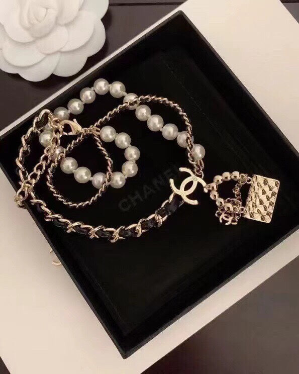 BG - Holiday Necklace chanel044