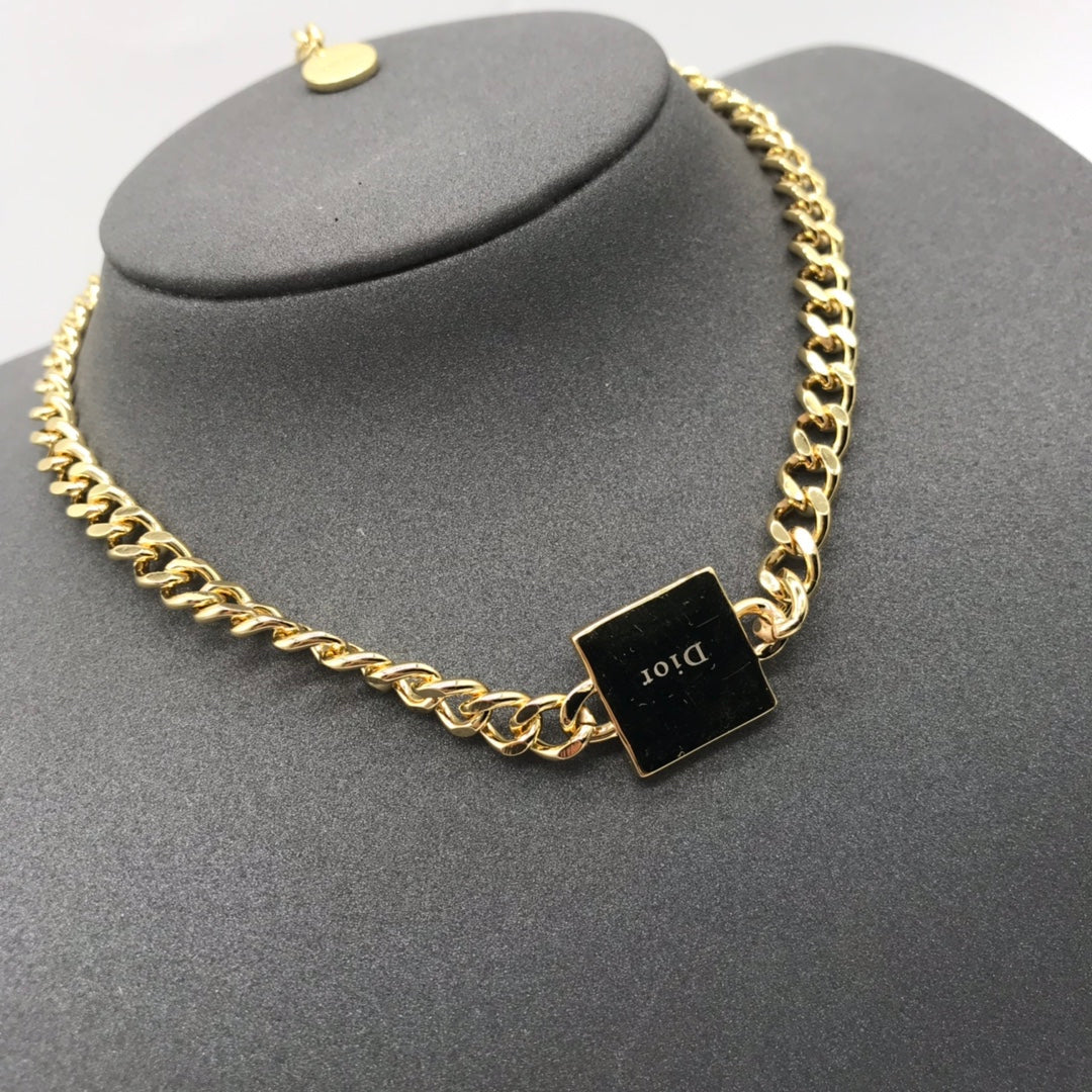BG - Holiday Necklace dior023