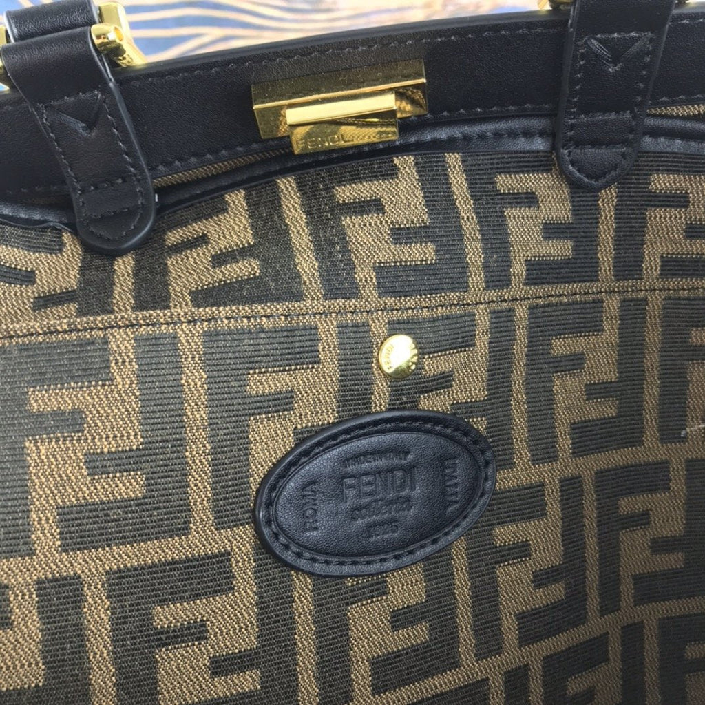 Designer Handbags Fendi 054