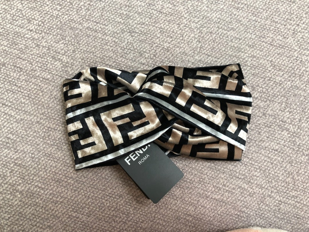 Luxury Hair Band Fendi 022