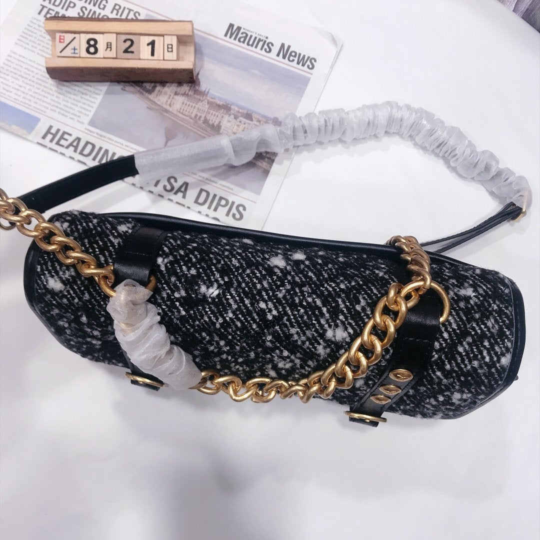 Designer Handbags Chanel 215