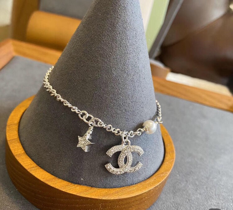 BG - Holiday Necklace chanel055