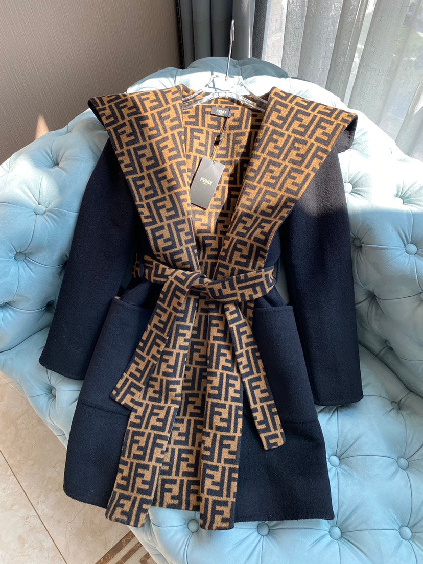 LuxuryWrap Coat  Fendi 001