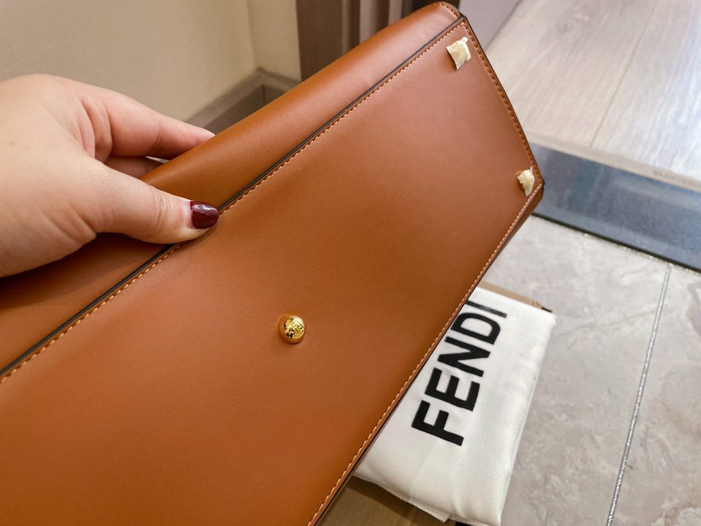 Luxury  Bags Fendi 143