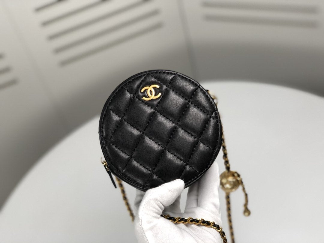 Designer Handbags Chanel 228