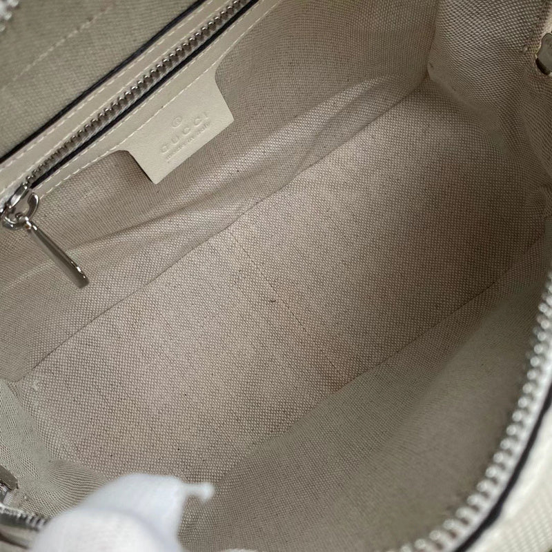 Gucci   Luxury Bags  1061