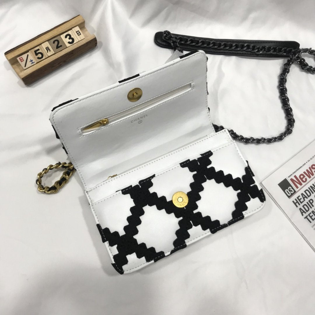 Designer Handbags Chanel 230