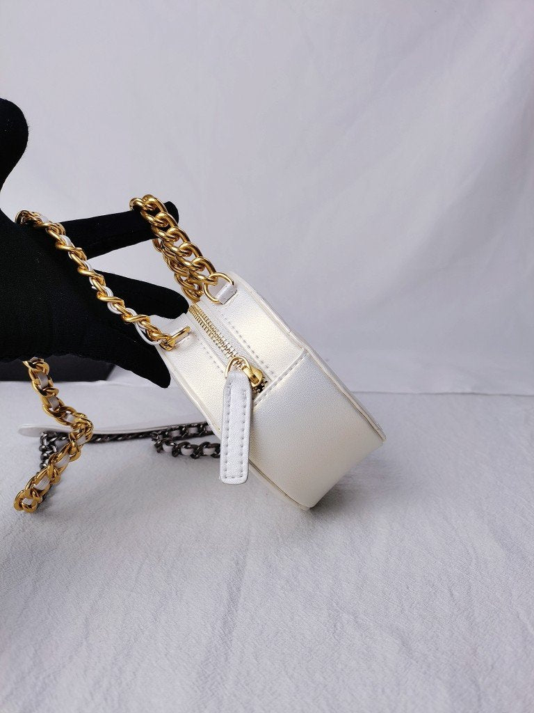 Designer Handbags Chanel 225