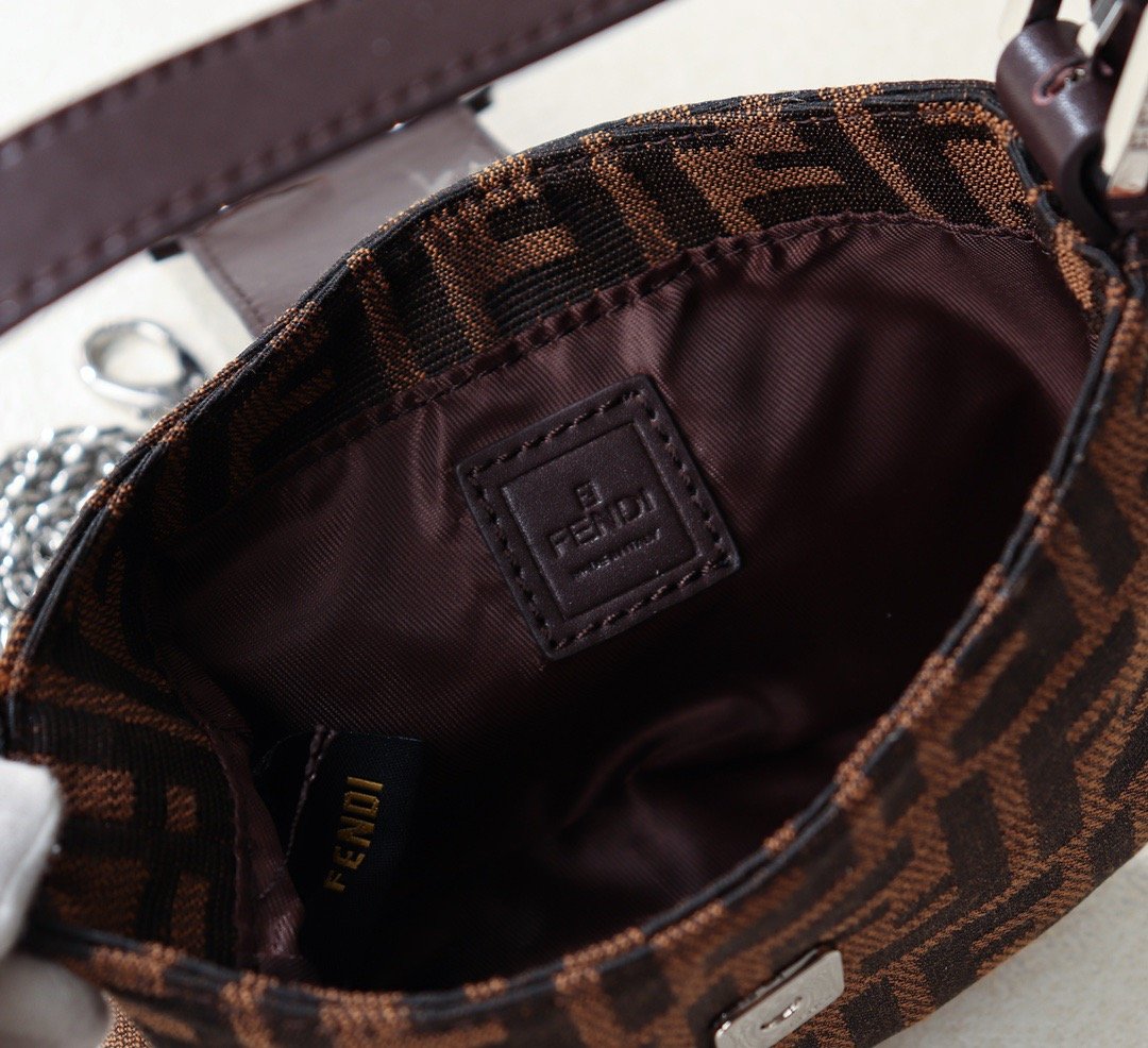 Designer Handbags Fendi 099