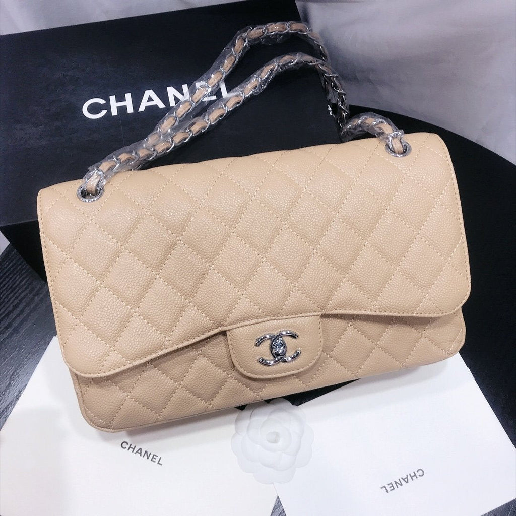 Designer Handbags Chanel 209