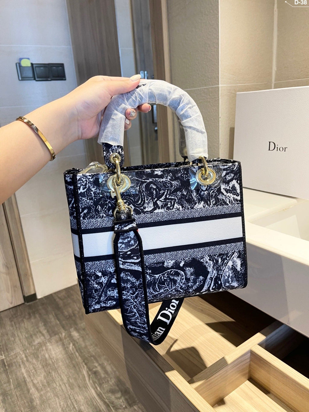 Designer Handbags dior 301