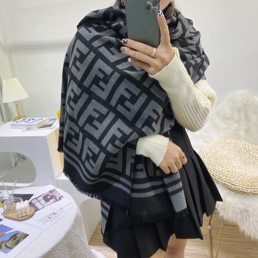 Luxury Fendi  Scarf 007