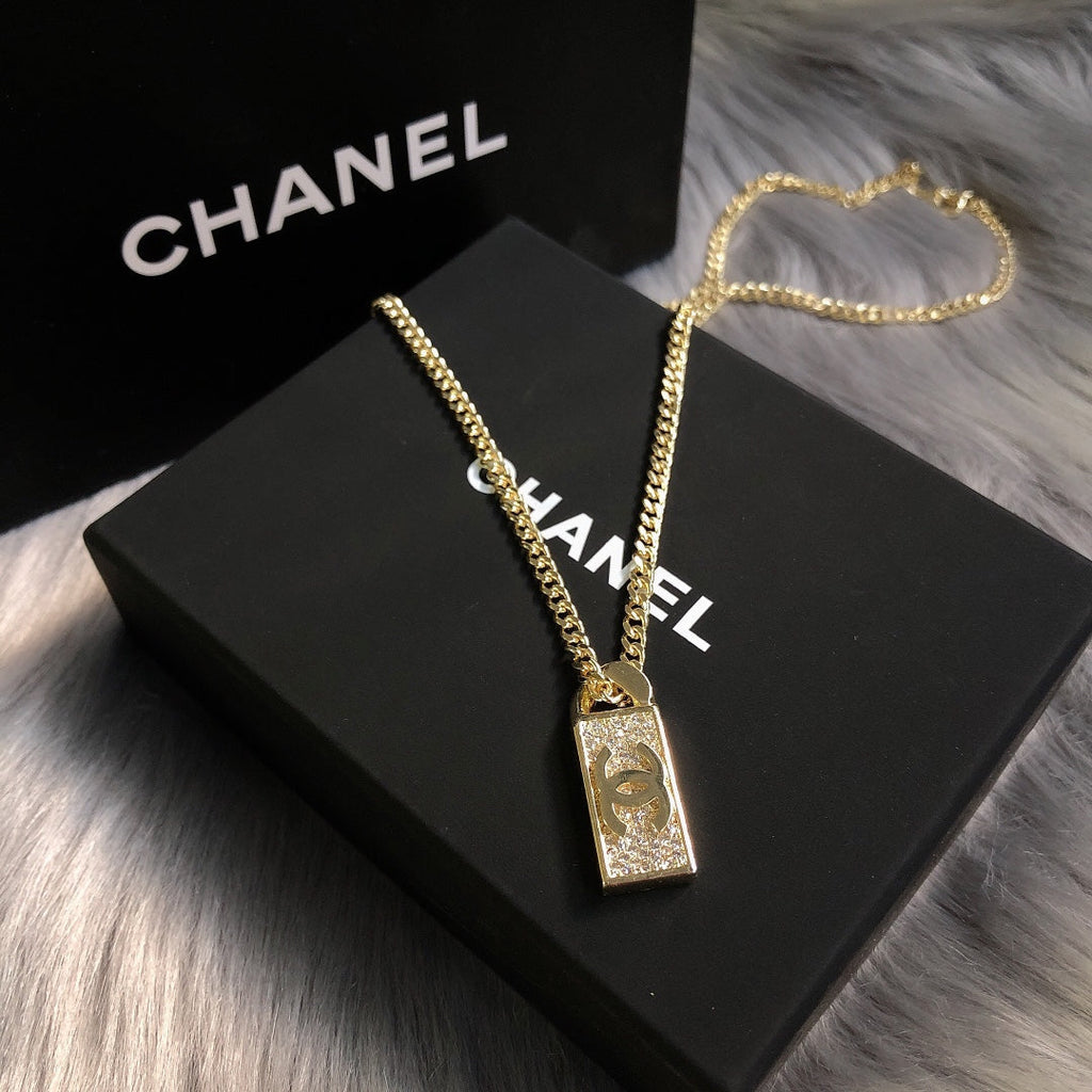 BG - Holiday Necklace chanel049