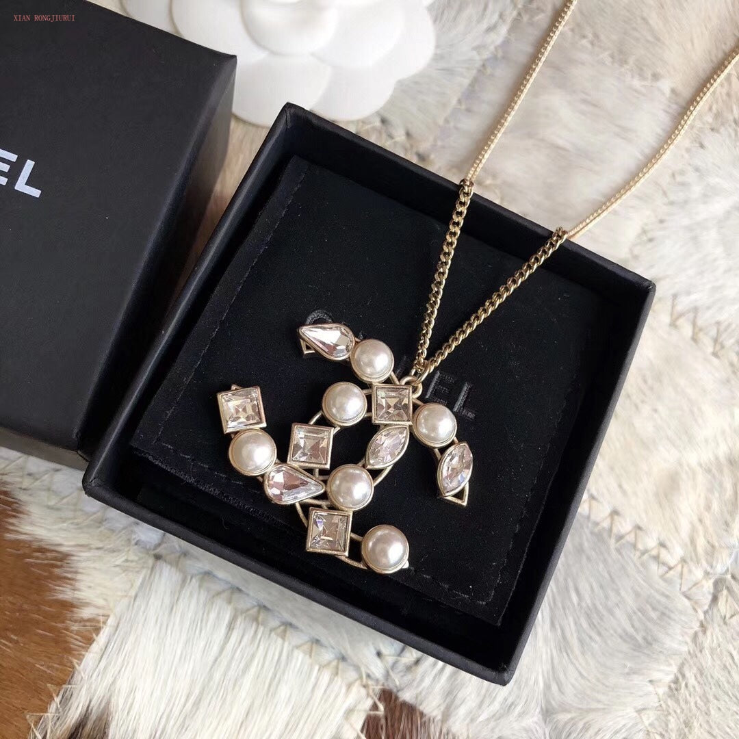 BG - Holiday Necklace chanel057