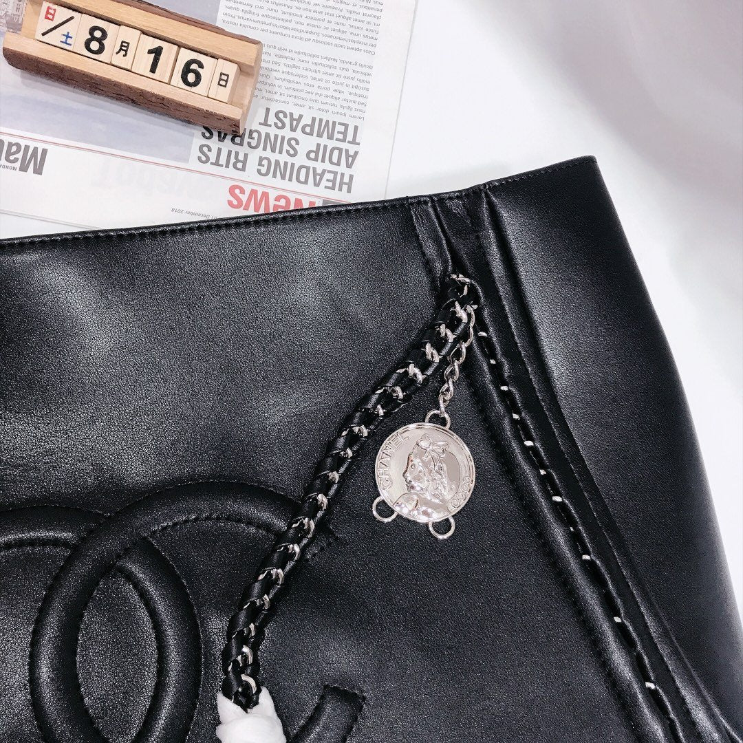 Designer Handbags Chanel 210