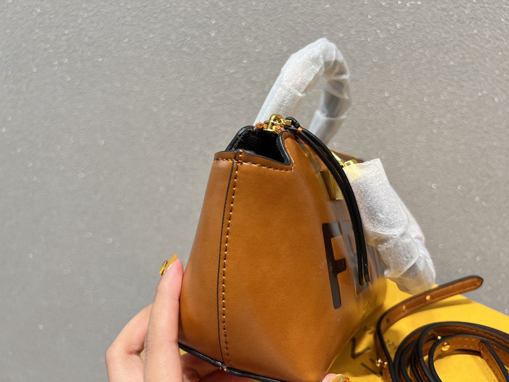 Luxury  Bags Fendi 275