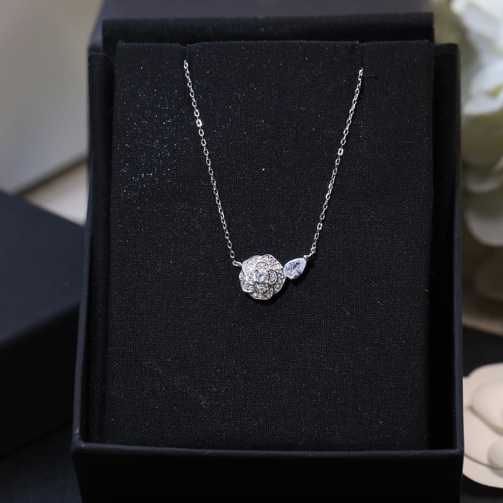 BL -High Quality Necklace chanel007