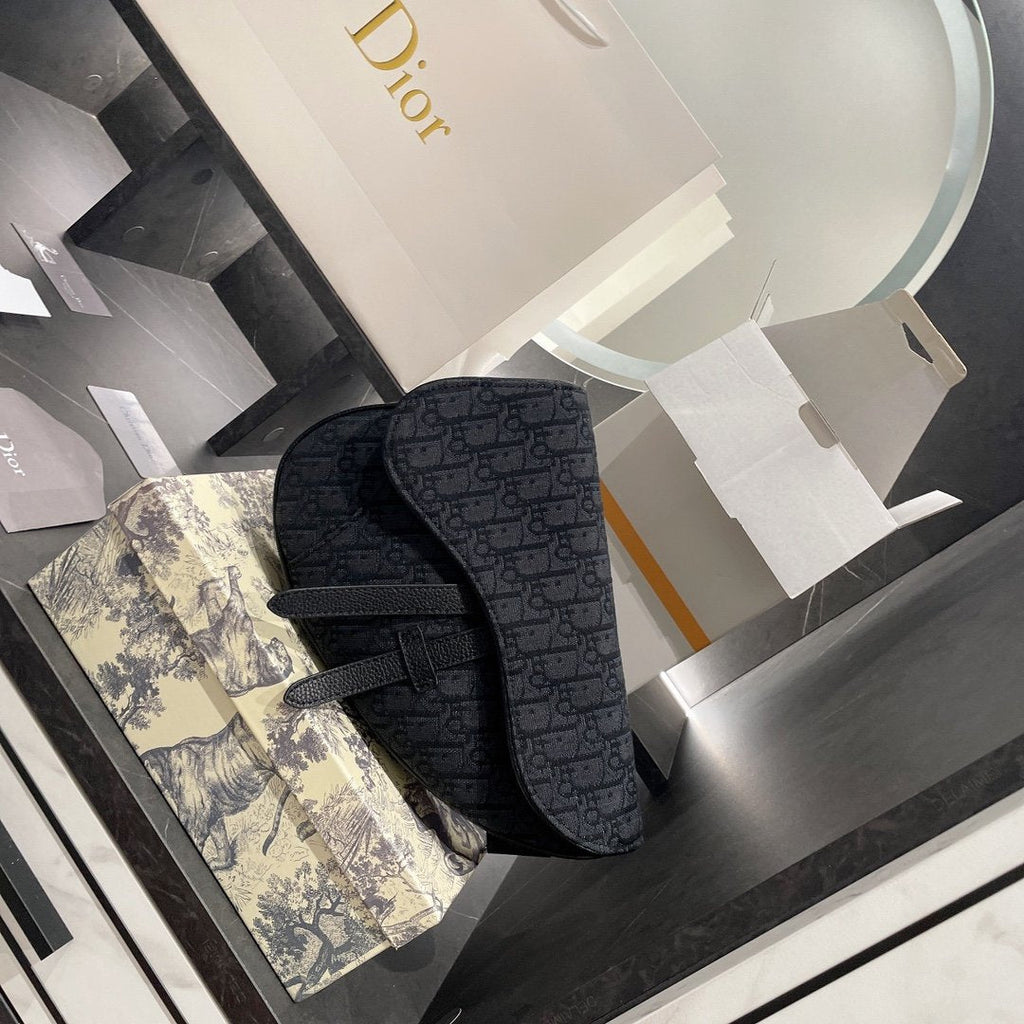 Designer Handbags dior 323
