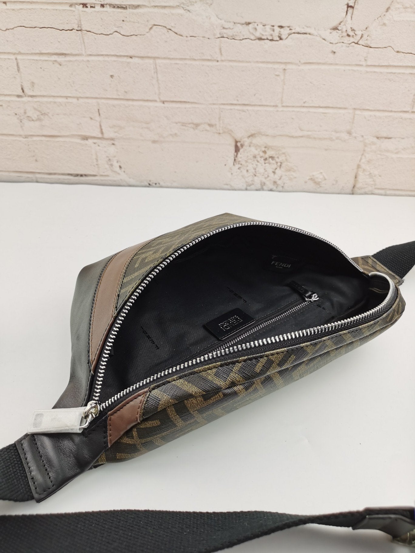 Luxury  Bags Fendi 170