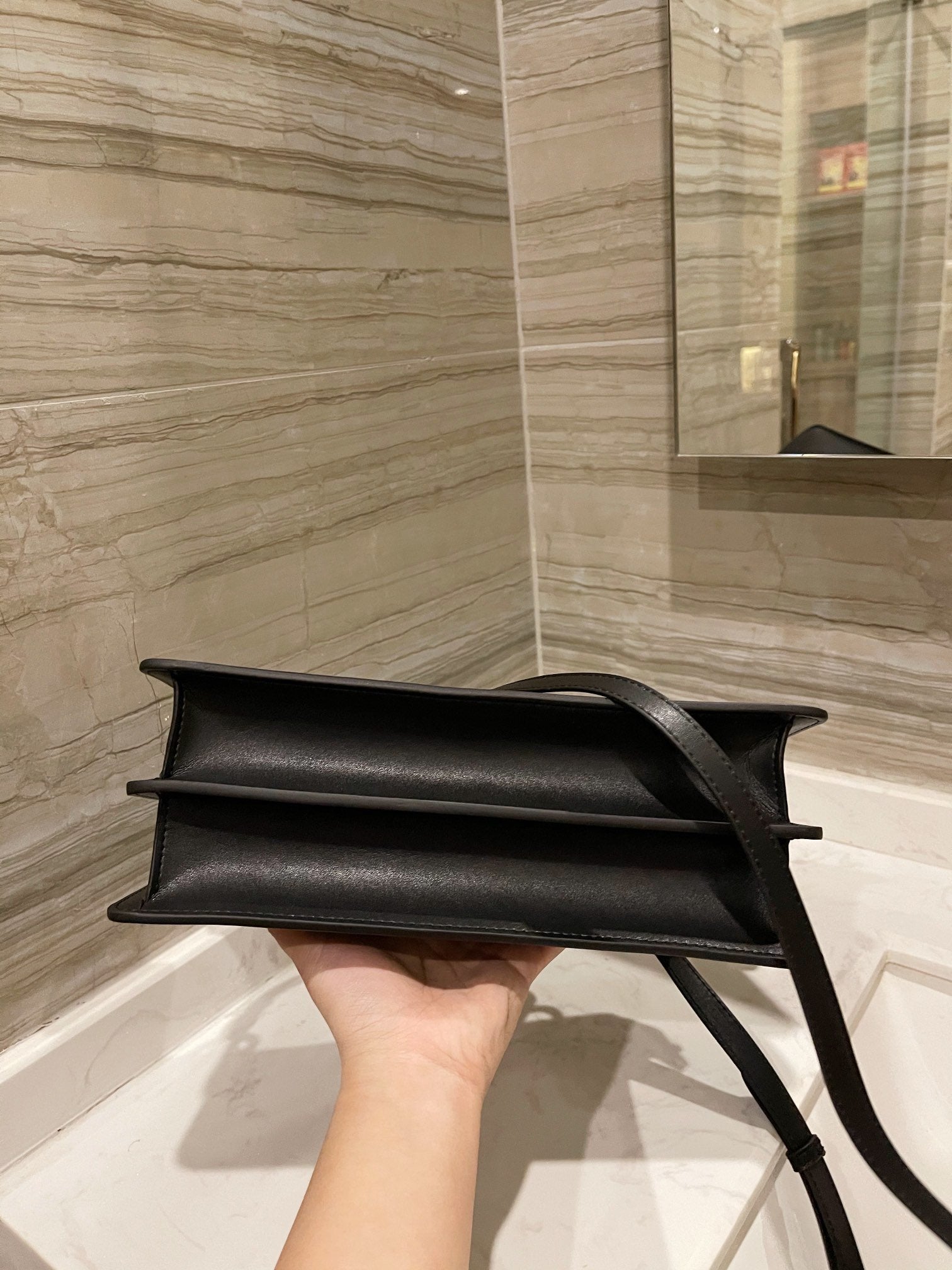 Luxury  Bags Fendi 111