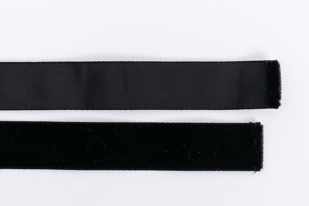 Parure en velours et résille Dior Défilé