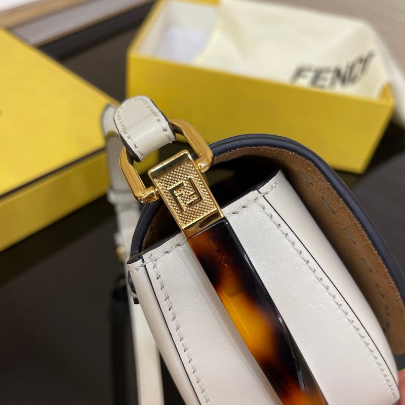 FDI - Bags District - 005
