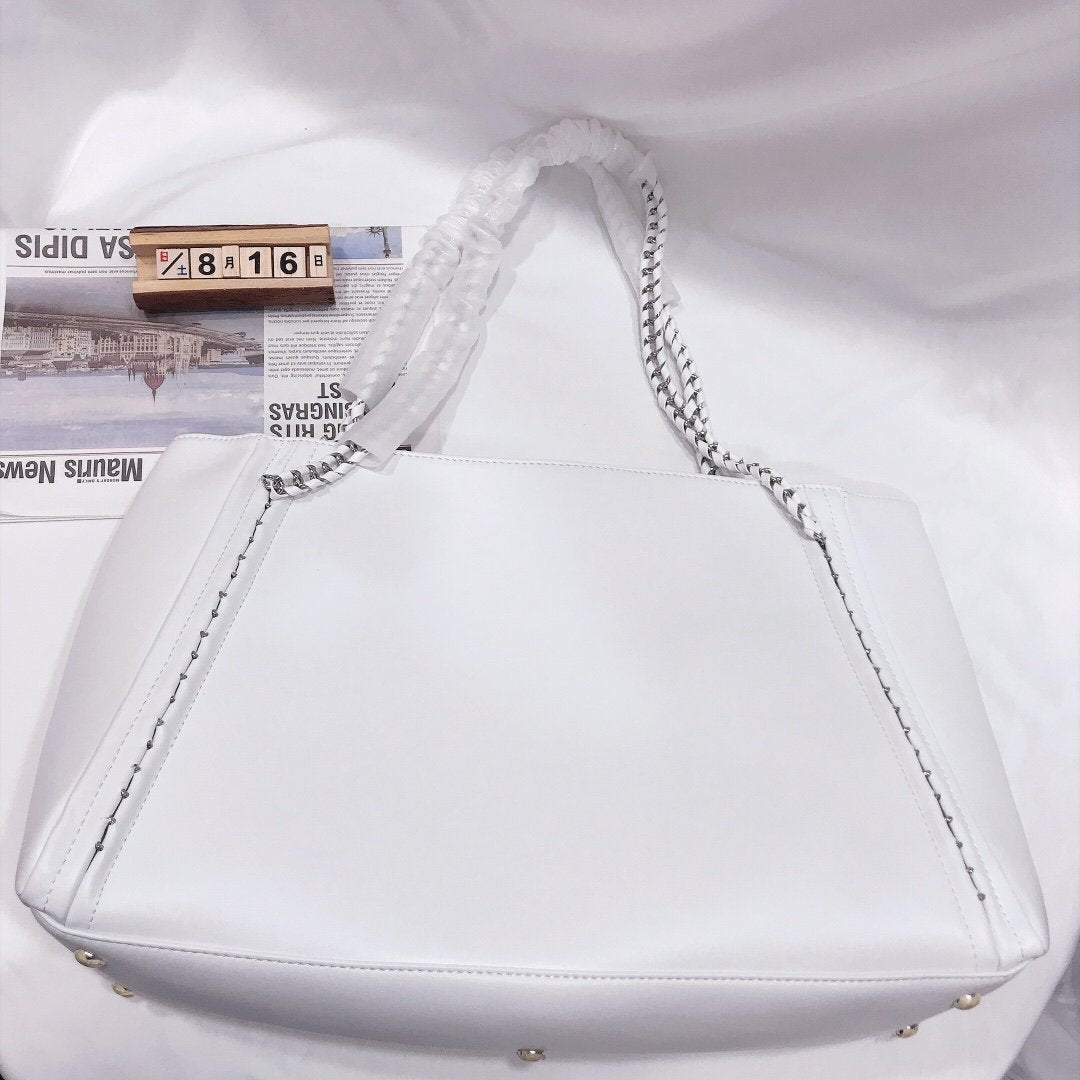 Designer Handbags Chanel 212