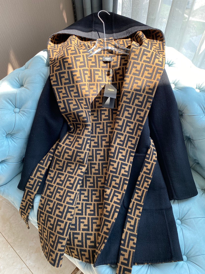 LuxuryWrap Coat  Fendi 001