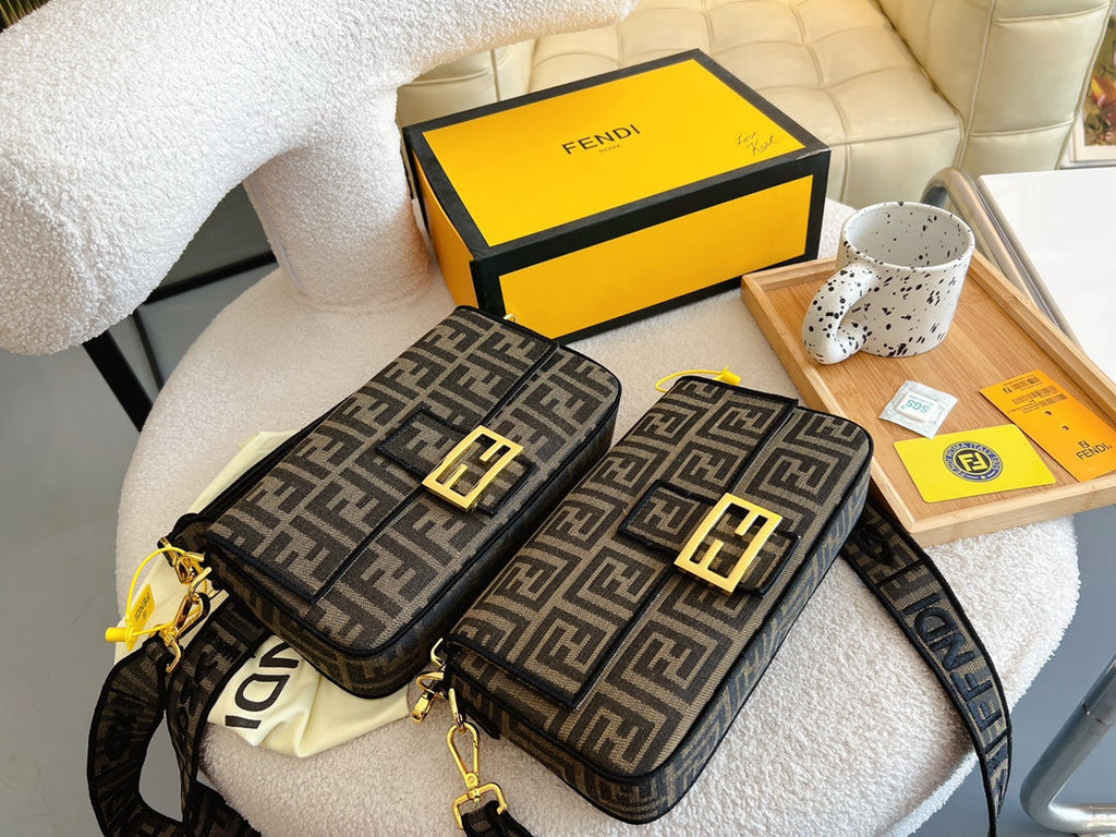 Luxury  Bags Fendi 271