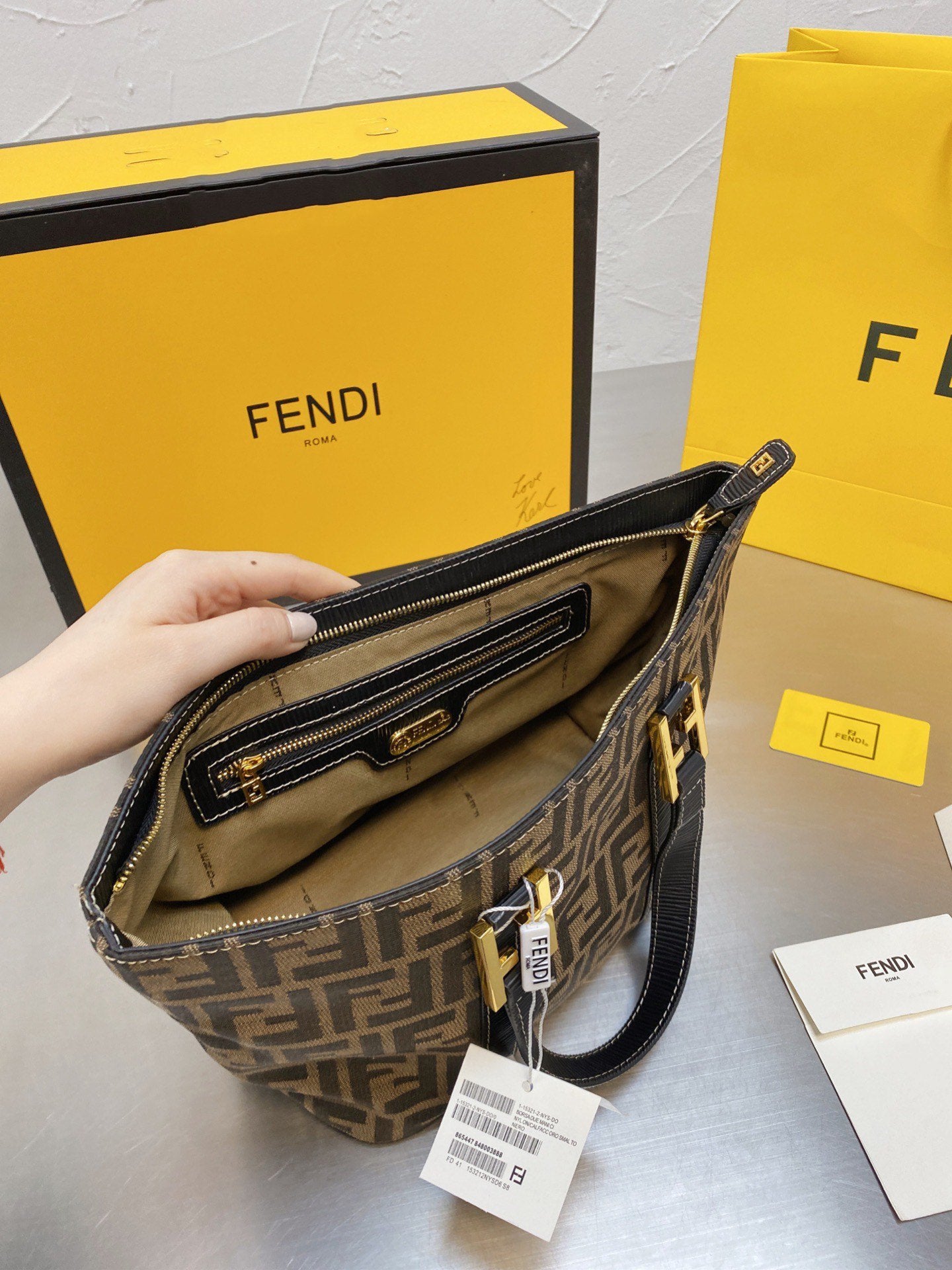 Luxury  Bags Fendi 104