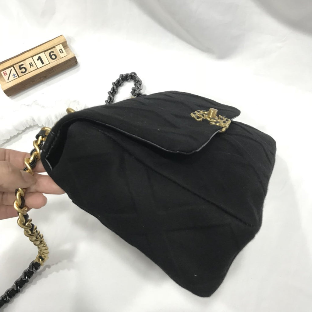 Designer Handbags Chanel 198