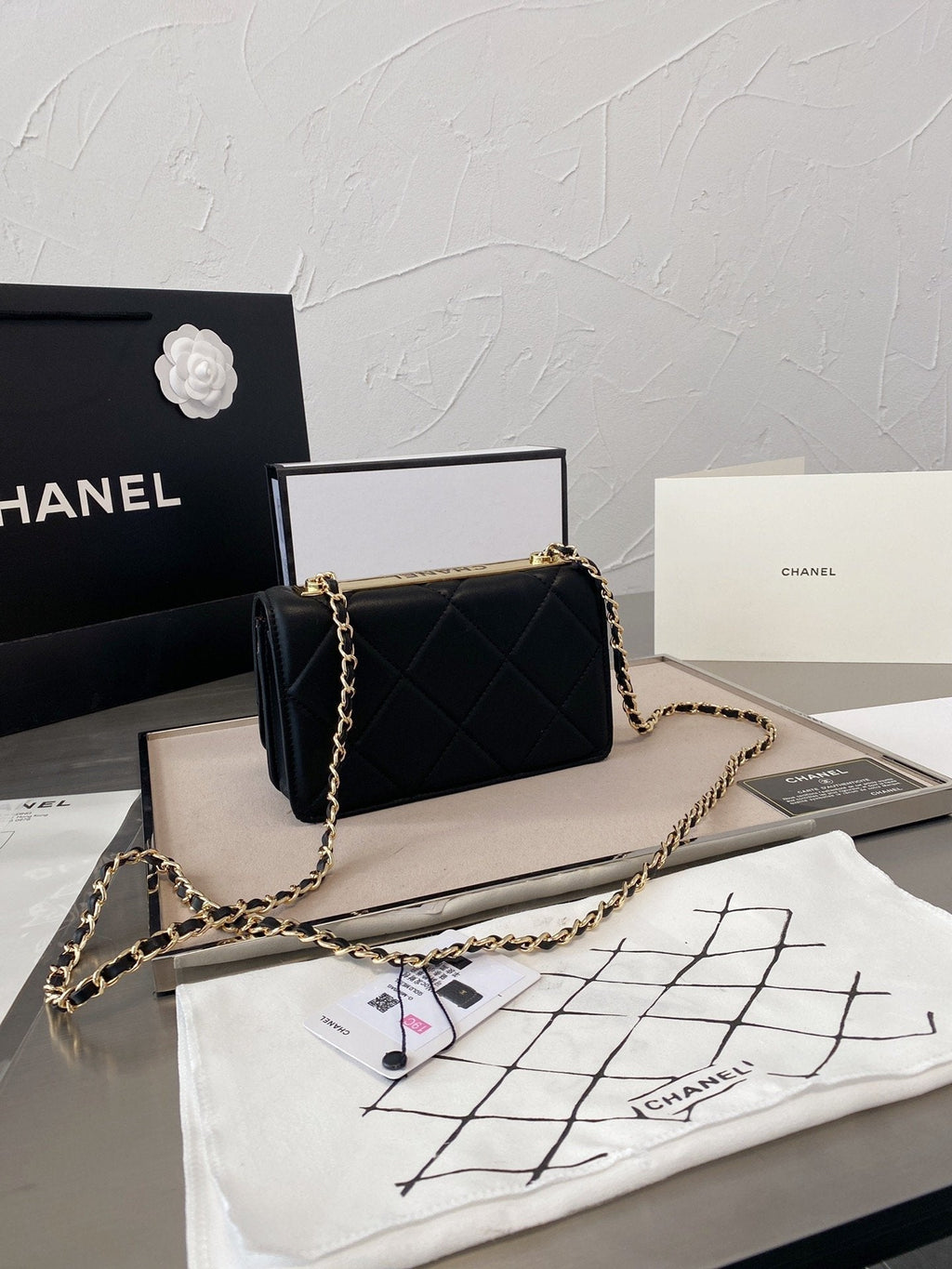 Designer Handbags Chanel 054