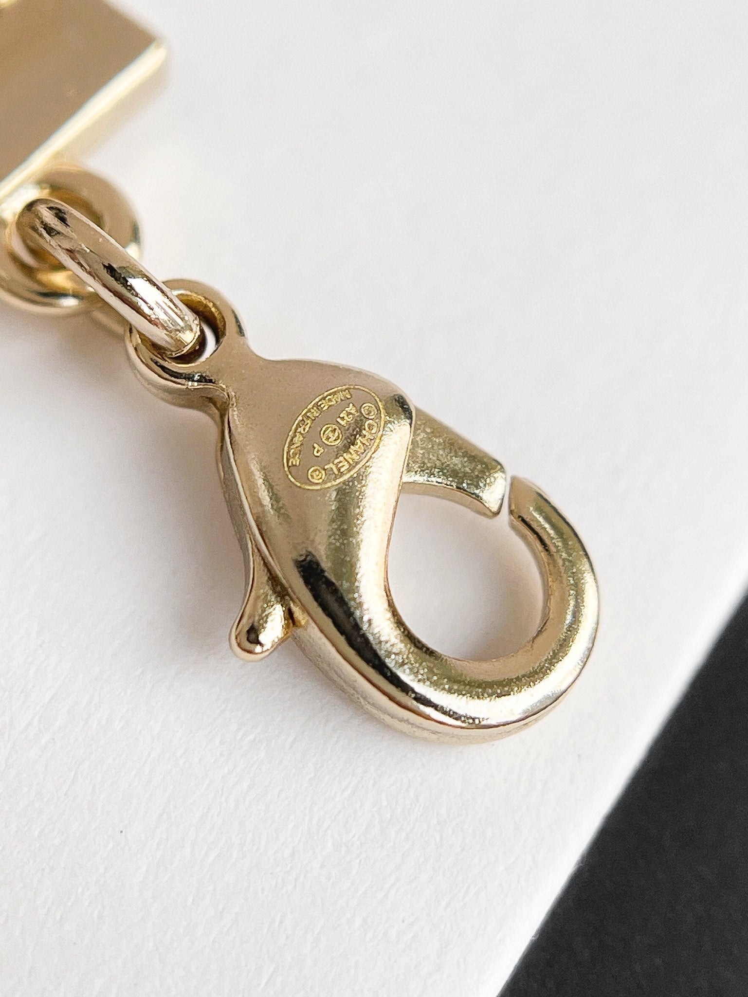 BL -High Quality Necklace chanel010