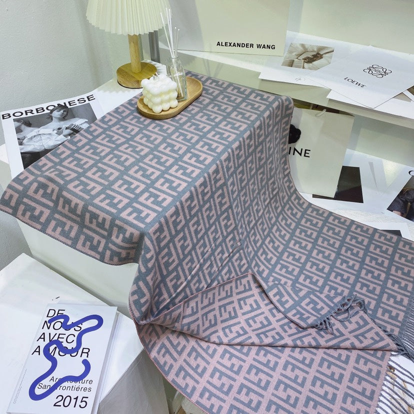 Luxury Fendi  Scarf 017